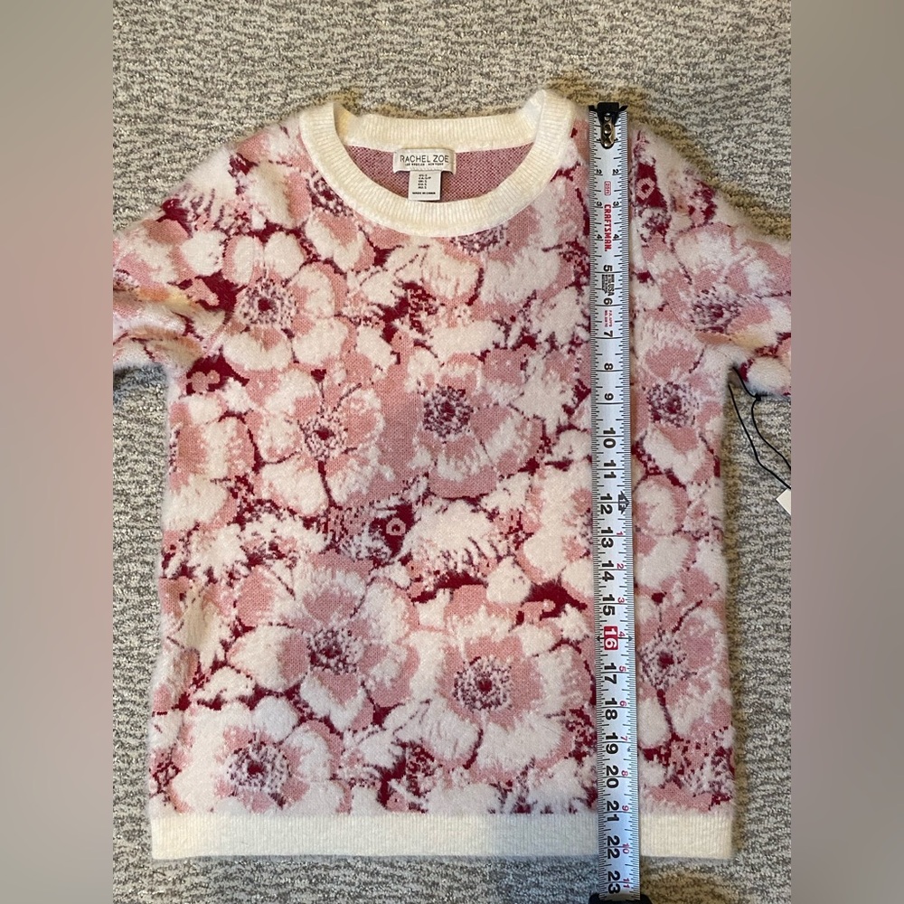 Rachel Zoe Pink and White Luxe Soft Floral Sweater NWT Women’s Small - Picture 7 of 7